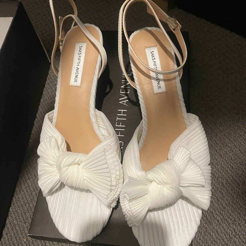 COPY - Saks Fifth Avenue: Women's White Sammy Bow-knot Leather Kitten Heel Sand…